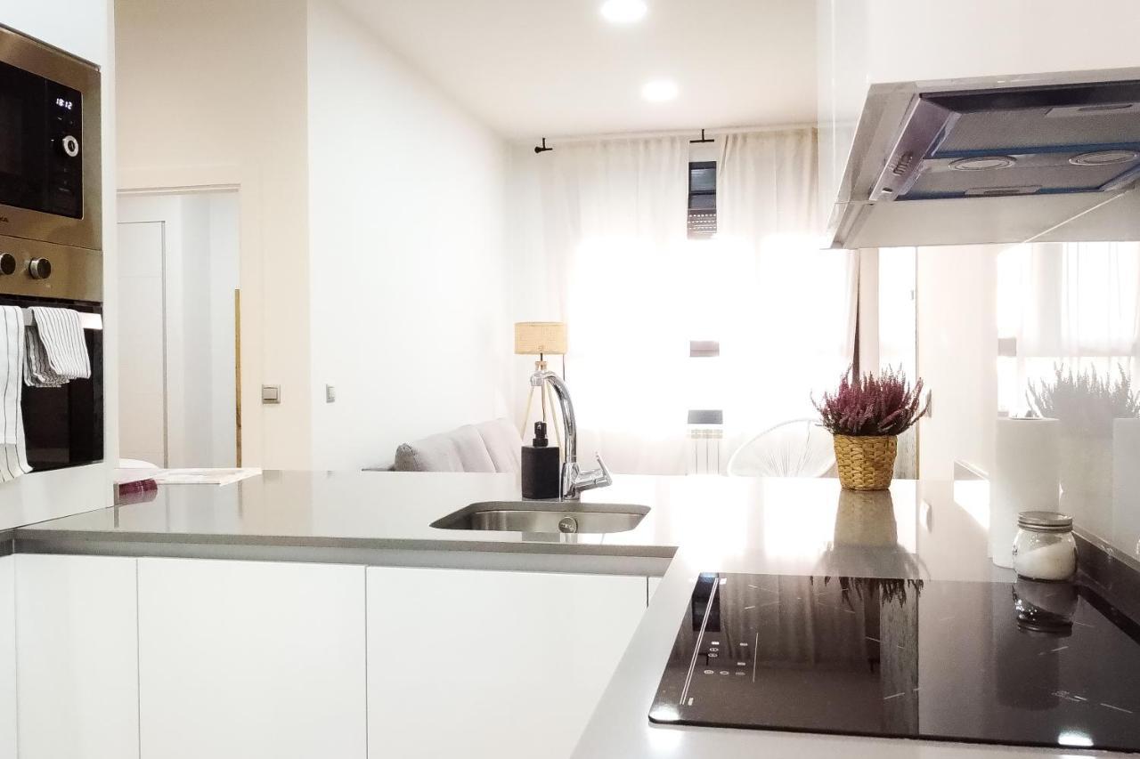 Elegante Apartamento Laud1 - Nuevo/Familia/Wifi/Tv Apartman Valladolid Kültér fotó